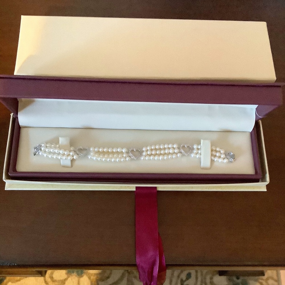 Pearl heart bracelet in gift box